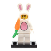 NEW - LEGO col07-03 - Bunny Suit Guy, Series 7 (Set mit Stand und Zubehör)
